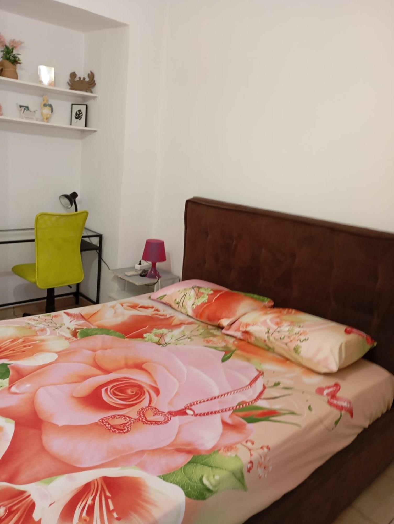 Aperriton Apartment Атина Екстериор снимка